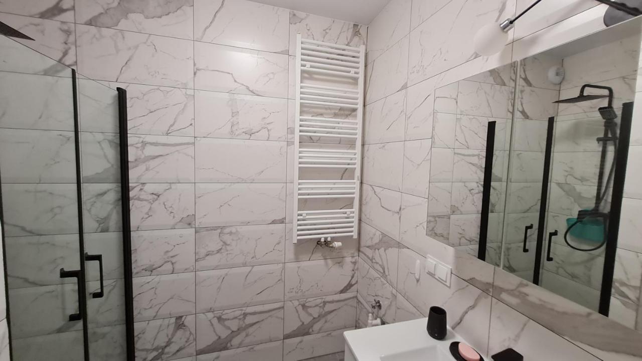 Apartament Cieplice One Jelenia Góra Esterno foto